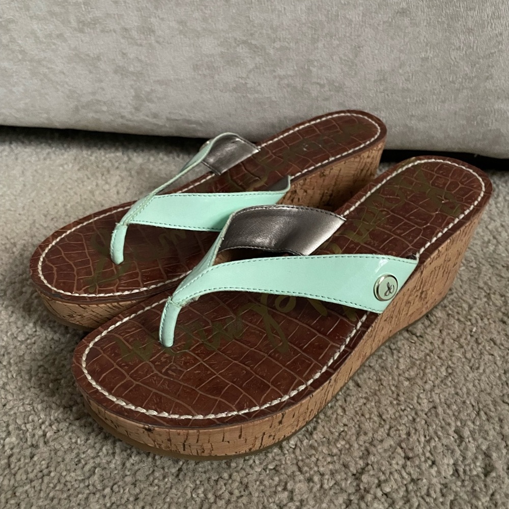Wedge sandals